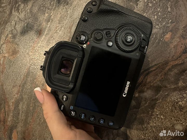 Canon eos 5D mark iv