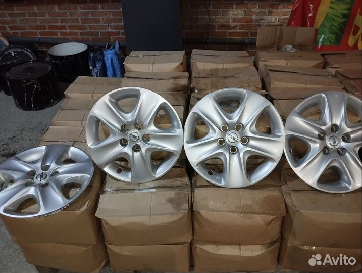 Колпаки на Opel Astra H