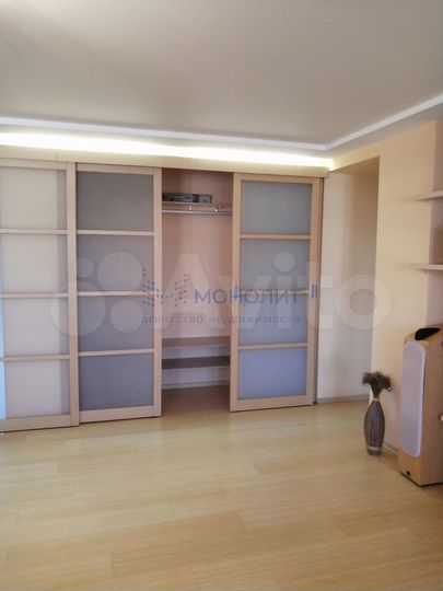 4-к. квартира, 124 м², 5/10 эт.