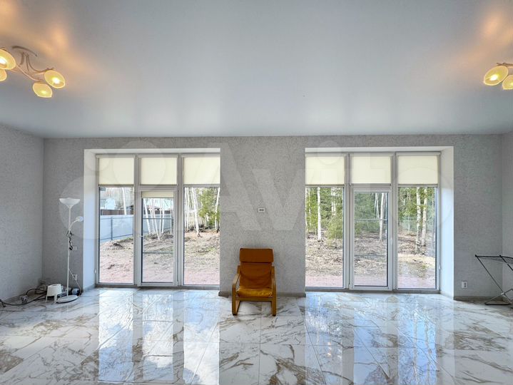 Коттедж 141,8 м² на участке 11 сот.