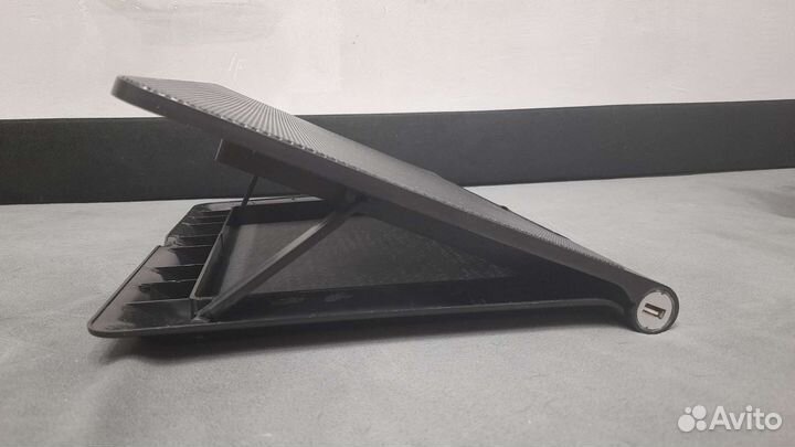 Охлаждающей подставка для ноутбука