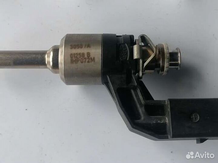 Форсунка топливная Volkswagen Golf 6 1.4 TSI