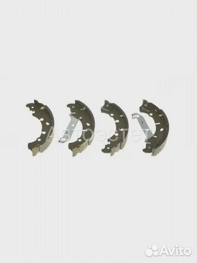 Тормозные колодки барабанные задний мост S24532