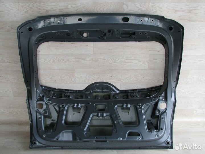 Hyundai Tucson 4 Крышка багажника 2020+ оригинал