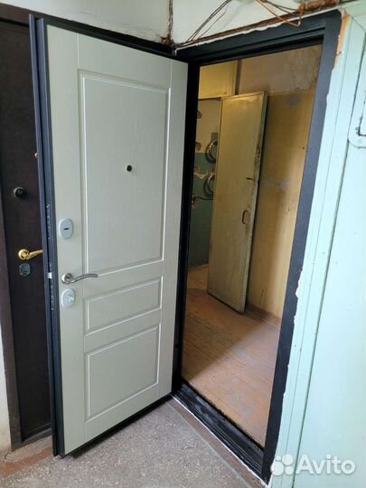 Дверь входная металлическая
