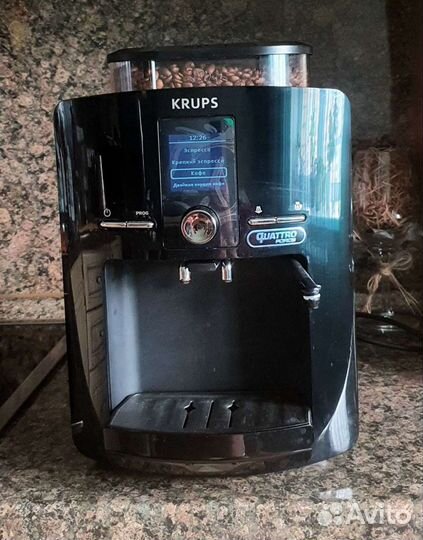 Кофемашина Krups Quattro Force EA82F010