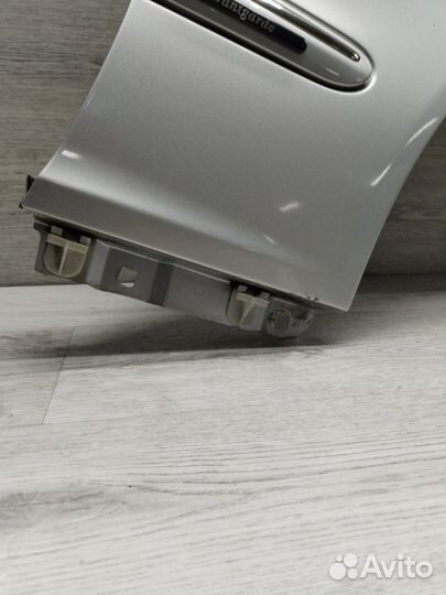 Крыло переднее правое Mercedes C-Class W203 OM646