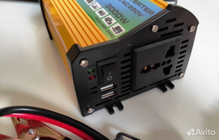Инвертор 12/220v 3000Вт