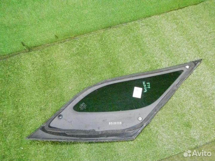 Форточка задняя правая Mercedes M GLE W166 (2011-2