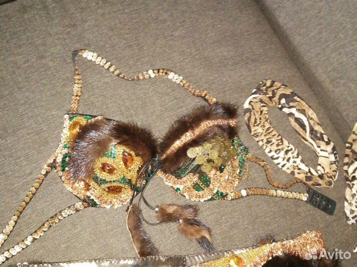 Восточный женский костюм