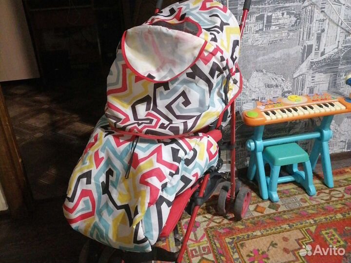 Прогулочная коляска трость бу