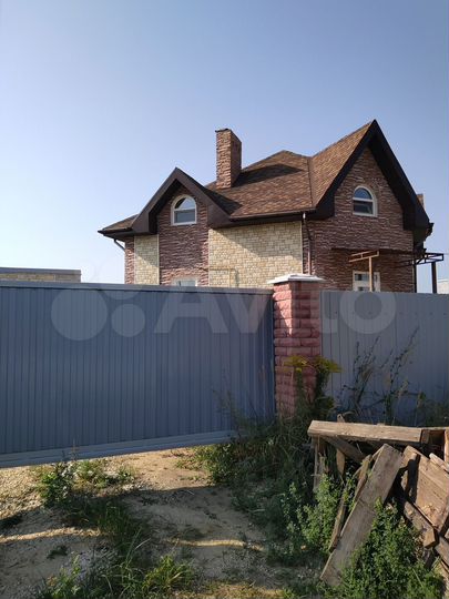 Коттедж 130 м² на участке 10 сот.