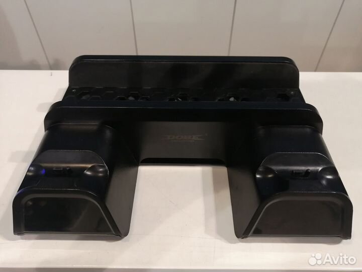 Многофункциональная универс. подставка Dobe PS4