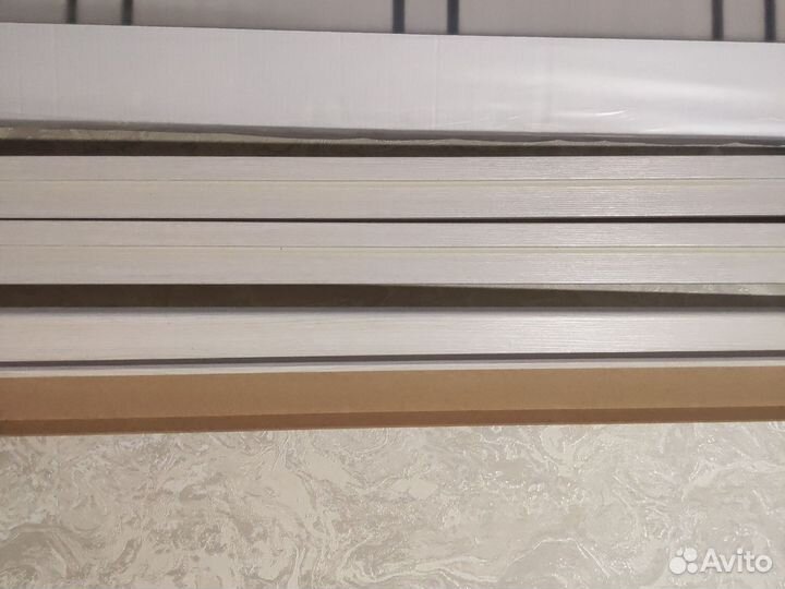 Двери межкомнатные с коробкой новые