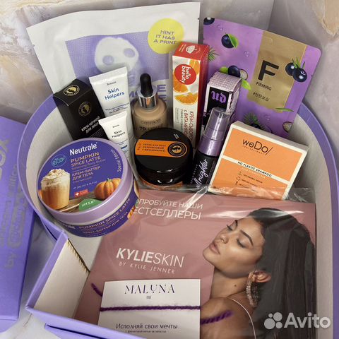 Набор косметики (бьюти-бокс)
