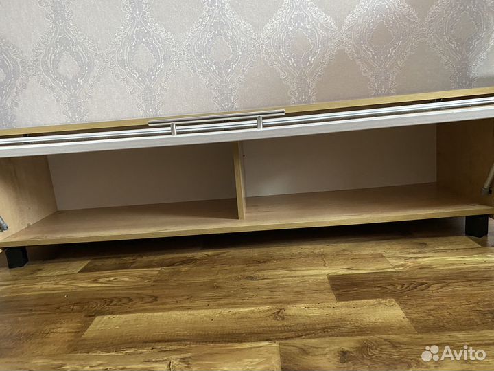 Тумба под телевизор