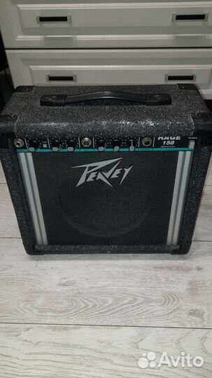 Гитарный комбоусилитель Pevey