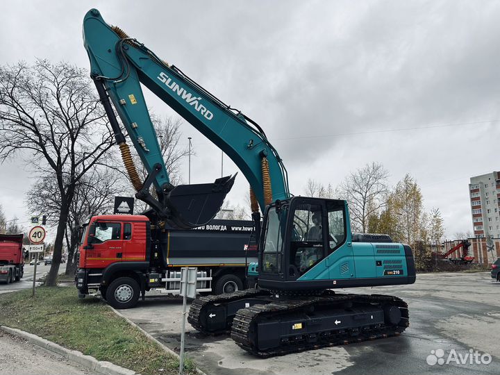 Гусеничный экскаватор SUNWARD SWE 210, 2024