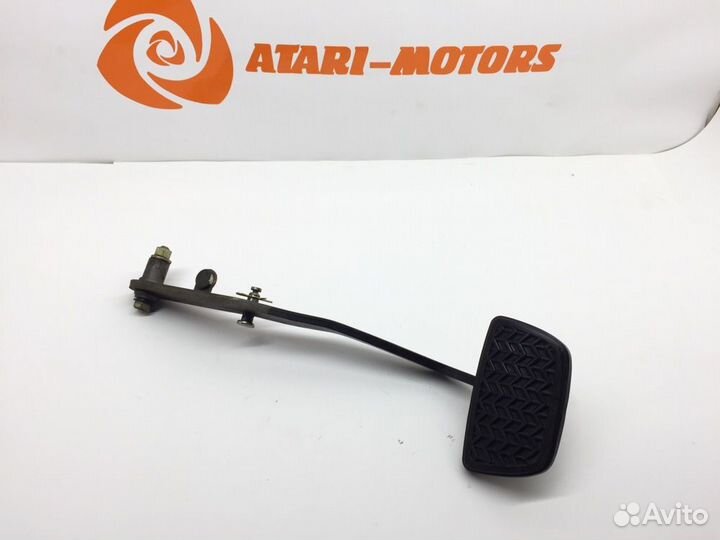 Педаль тормоза Toyota Chaser JZX100 1jzgte 1997