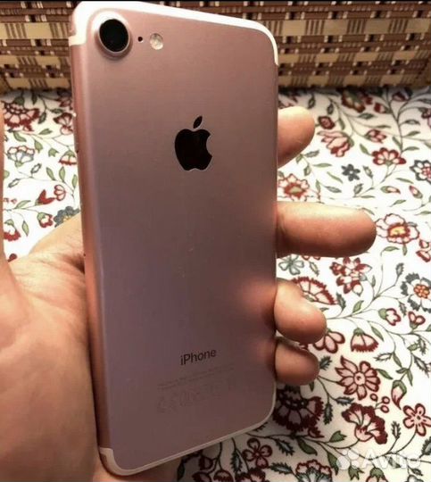 iPhone 7, 32 ГБ