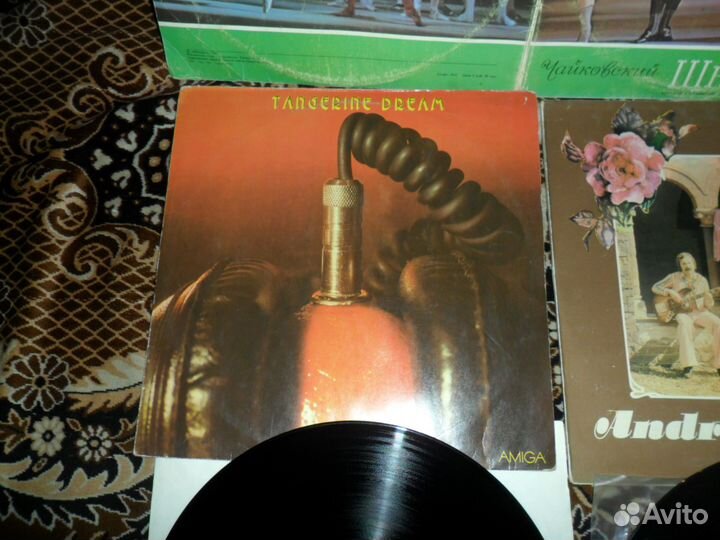 Пластинки в отличном состояние)