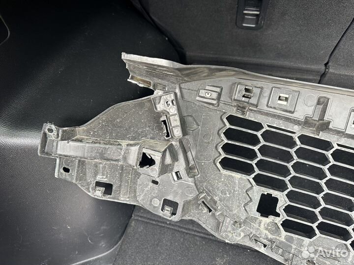 Рещетка радиатора mazda CX-5