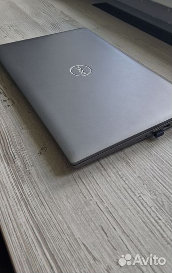 Dell latitude 5520