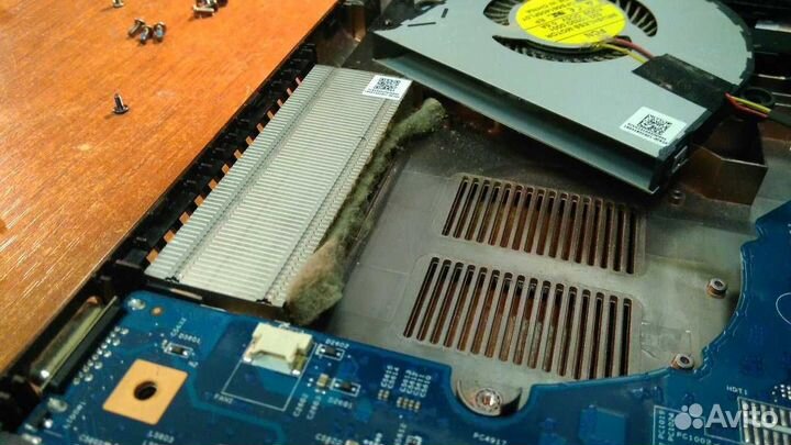 Компьютерный мастер чистка ноутбука