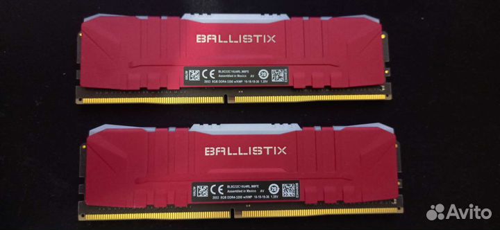 Crucial ballistix ddr4 2x8gb 3200MHz