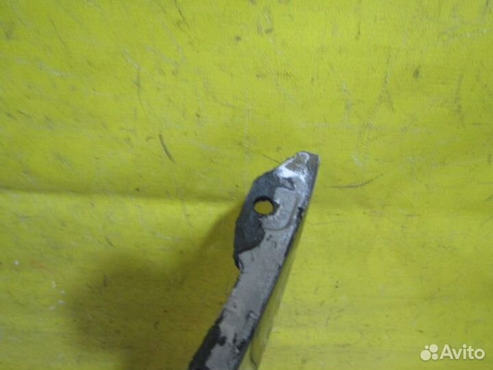 Бампер задний Honda Odyssey 01-03г 74025