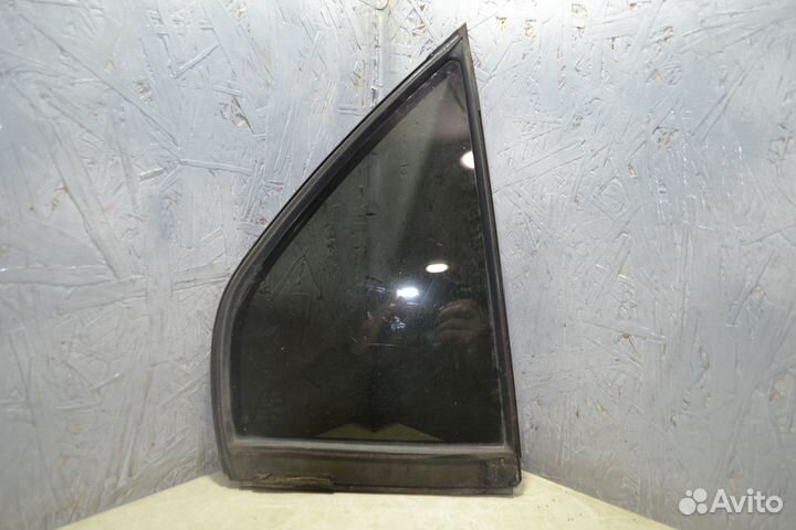 Стекло треугольник заднее правое Mitsubishi Lancer