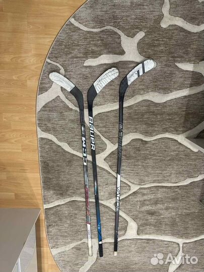 Клюшка хоккейная