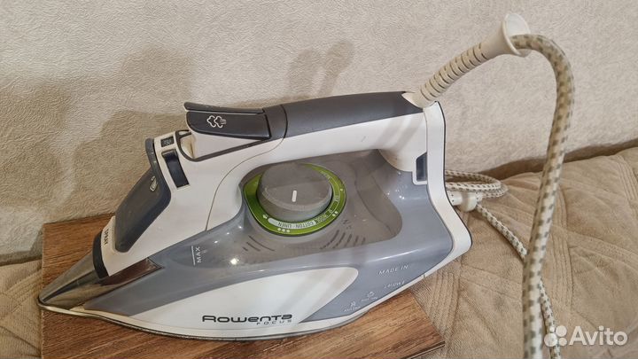 Утюг rowenta