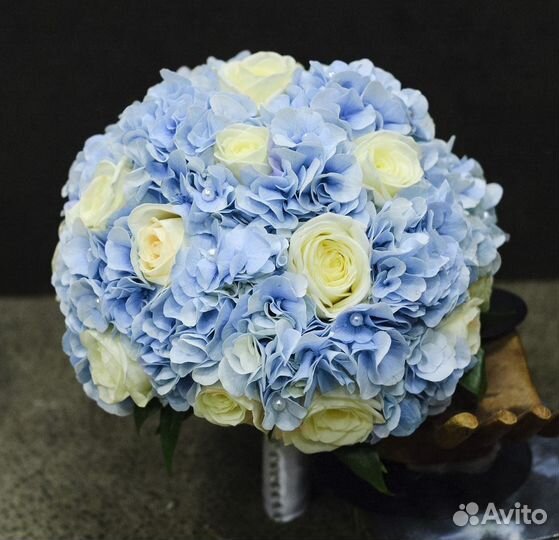 Букет невесты из гортензии