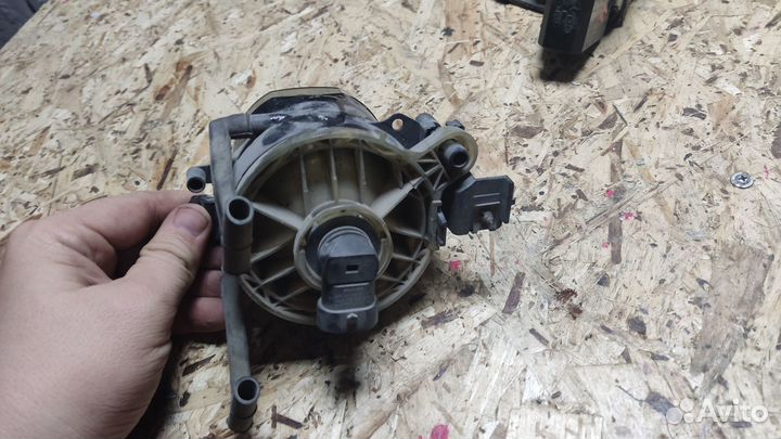 Фара противотуманная Bmw 7-Series E65 E66