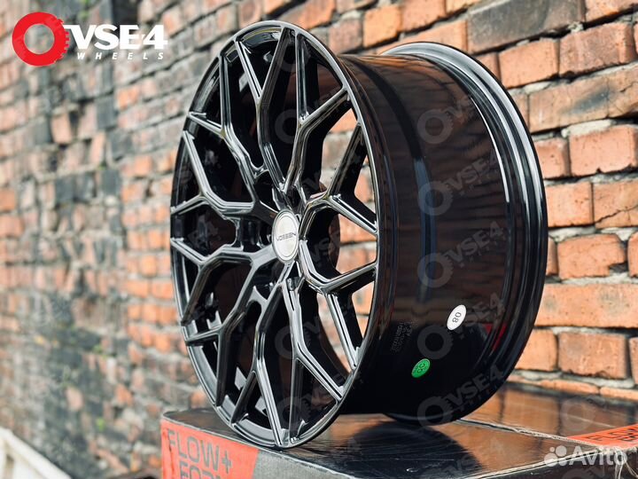 Диски R17 5-112 # Vossen HF-2 Gloss Black