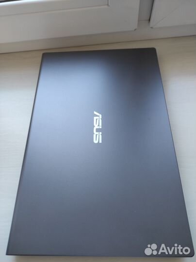 Ноутбук asus i5 2.4ггц, 8гб DDR4, 512гб SSD
