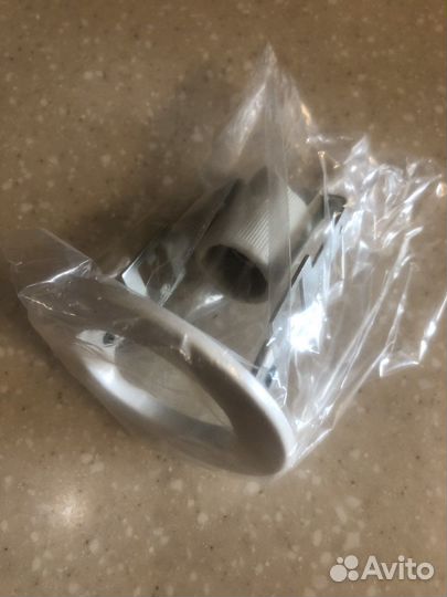 Крепеж для потолочного светильника