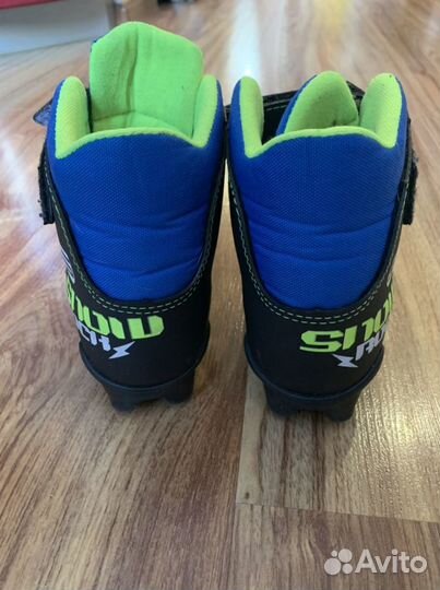 Ботинки лыжные 2 пары: Trek р.32 и р.34