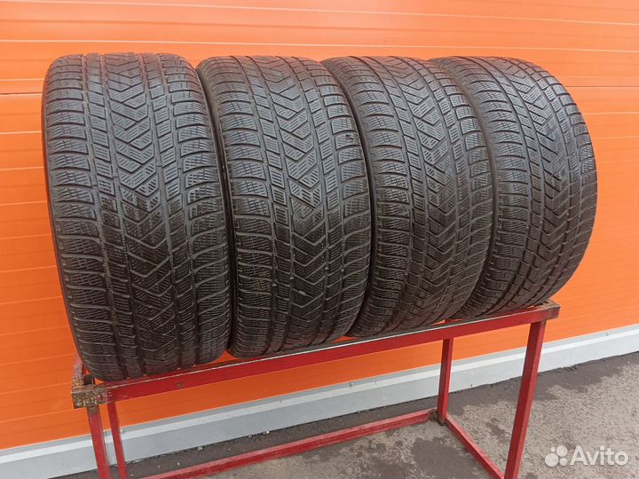 Pirelli Scorpion Winter 295/45 R19