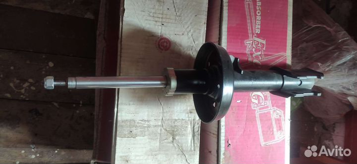 Стойка амортизатора Kyba