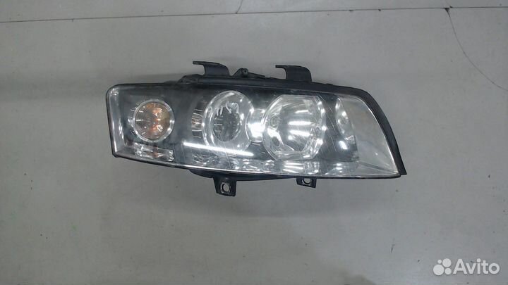 Фара (передняя) Audi A4 (B6), 2002