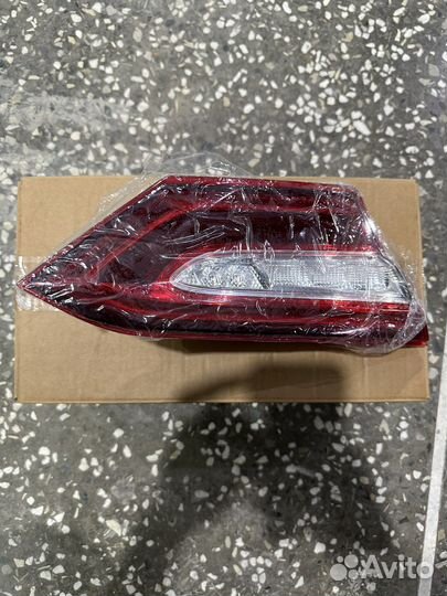 Стоп багажника левый camry 70