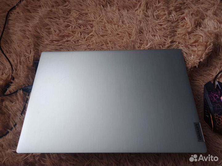 Lenovo