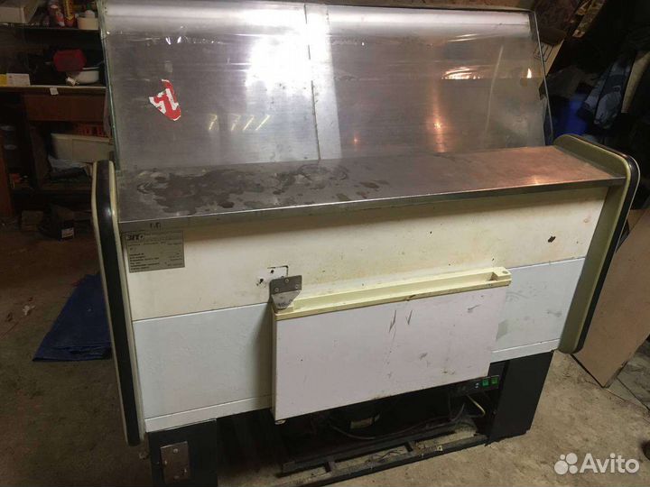 Холодильная витрина