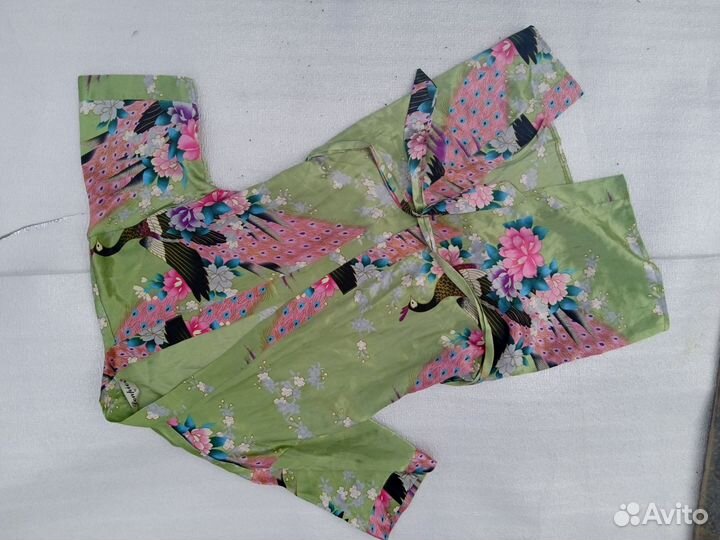 Шелковый халатик 42-44-46, на не высокий рост