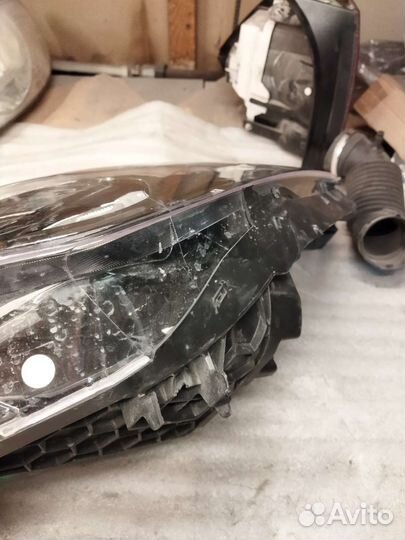 Донор. Фара левая Solaris 2 2015