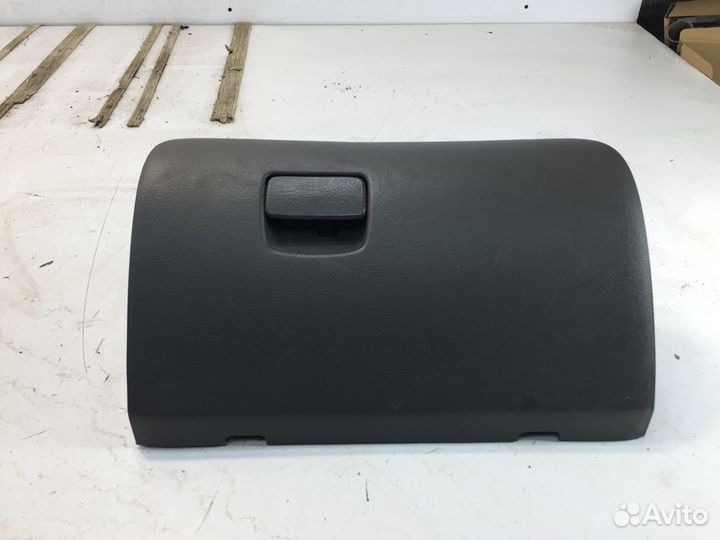 Kia spectra бардачок