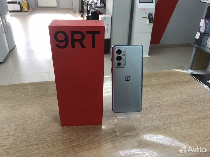 OnePlus 9RT, 8/256 ГБ