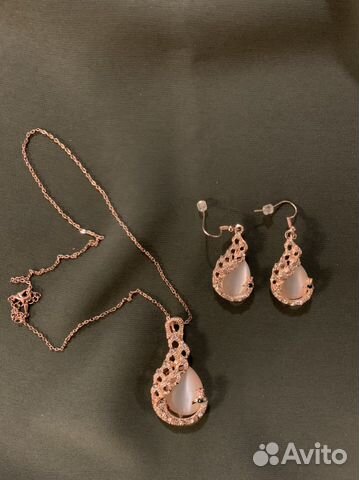 Кулон и серьги